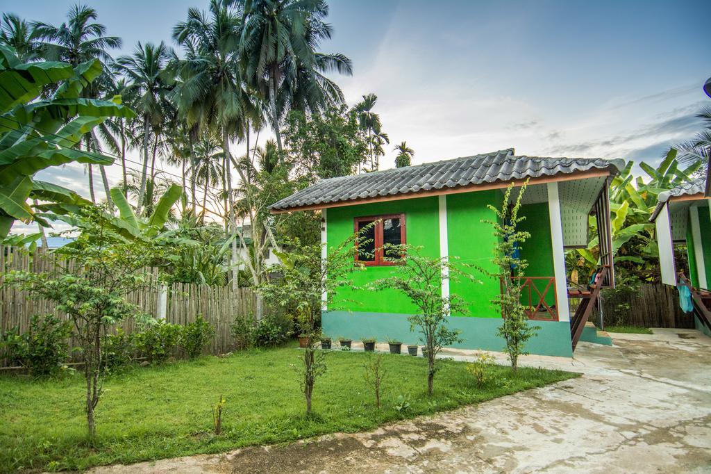 Sarm Mork Guest House Mae Hong Son Dış mekan fotoğraf