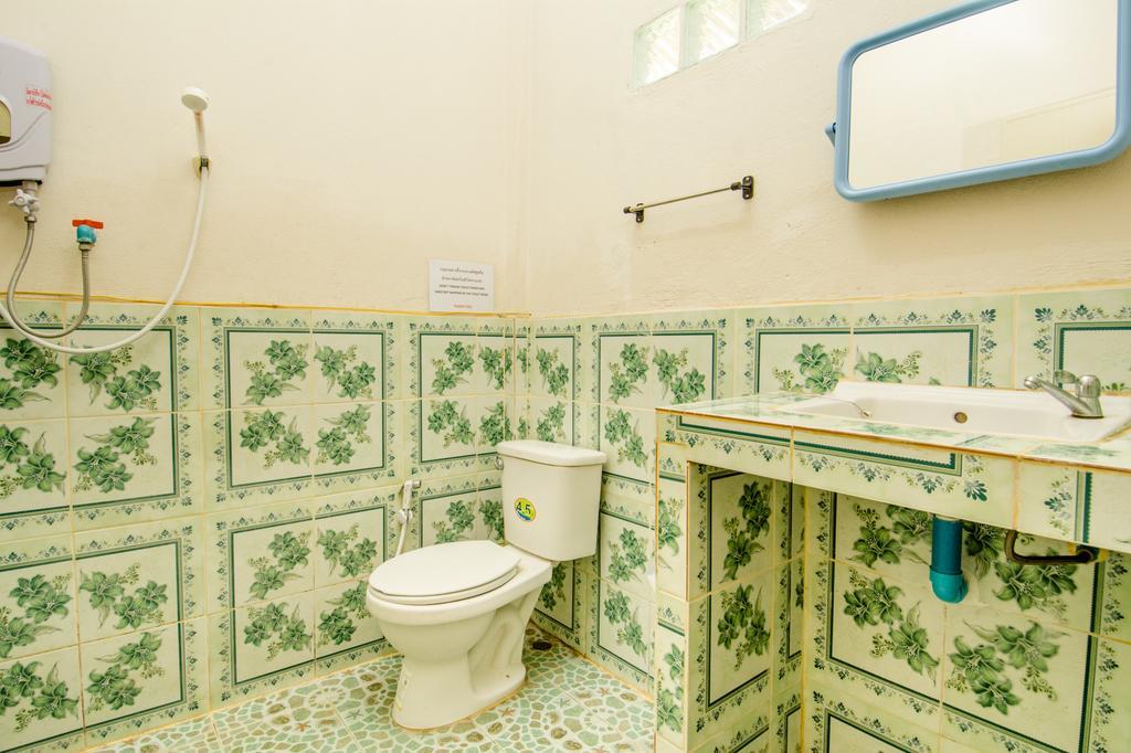 Sarm Mork Guest House Mae Hong Son Dış mekan fotoğraf
