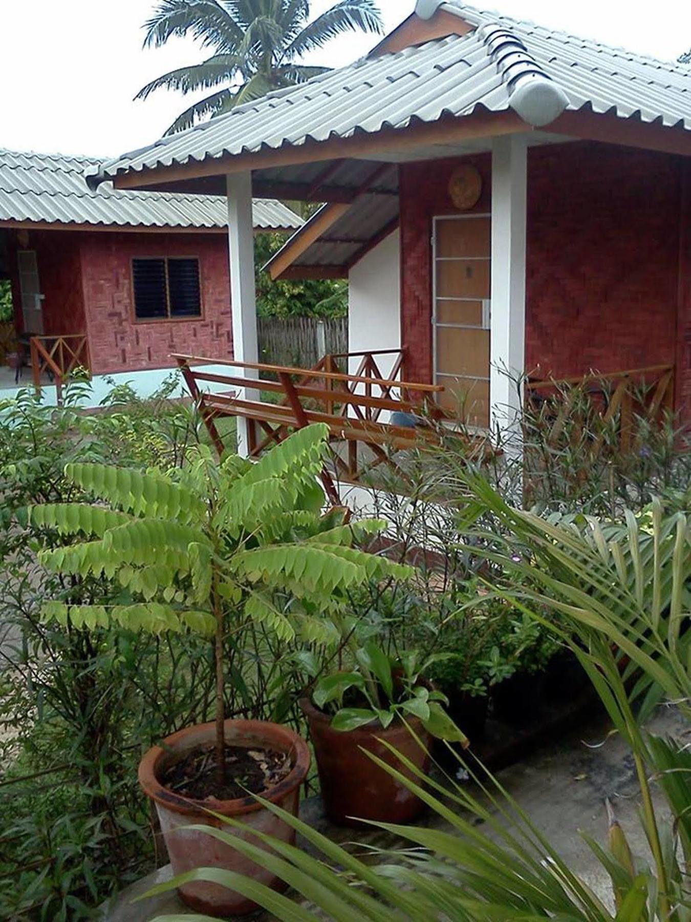 Sarm Mork Guest House Mae Hong Son Dış mekan fotoğraf